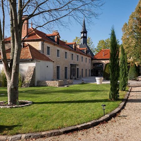 Loft Dans Le Clocher Face Au Chateau Bonnelles Eksteriør billede