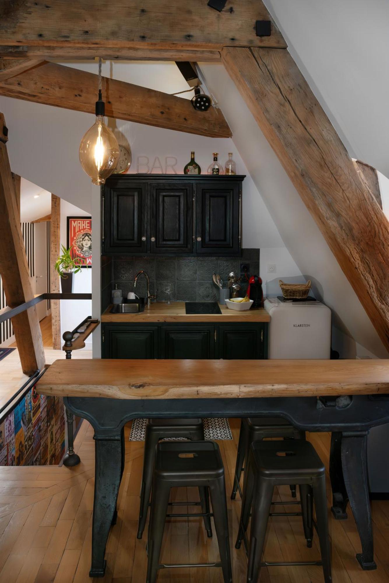 Loft Dans Le Clocher Face Au Chateau Bonnelles Eksteriør billede